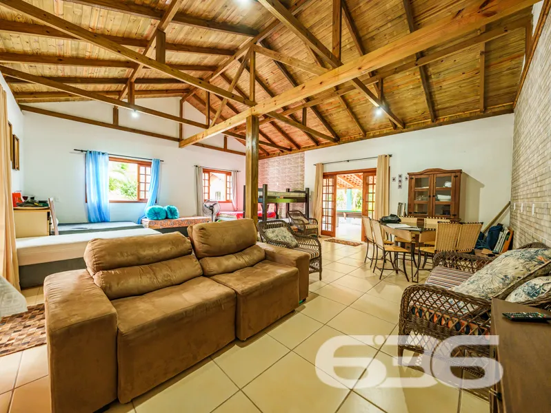 Chácara à venda no bairro Quirirí, Joinville | 2 c