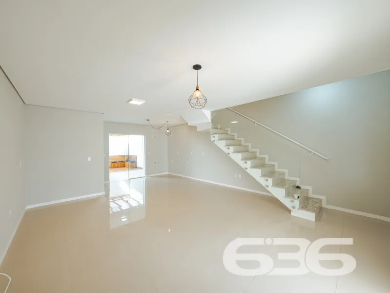 Sobrado geminado impecĂĄvel Ă venda no bairro Flore