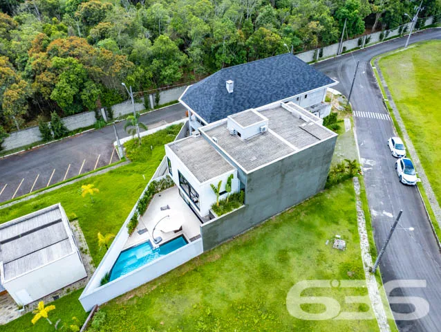 RESIDĂNCIA DE LUXO COM EXCLUSIVIDADE E SOFISTICAĂĂ