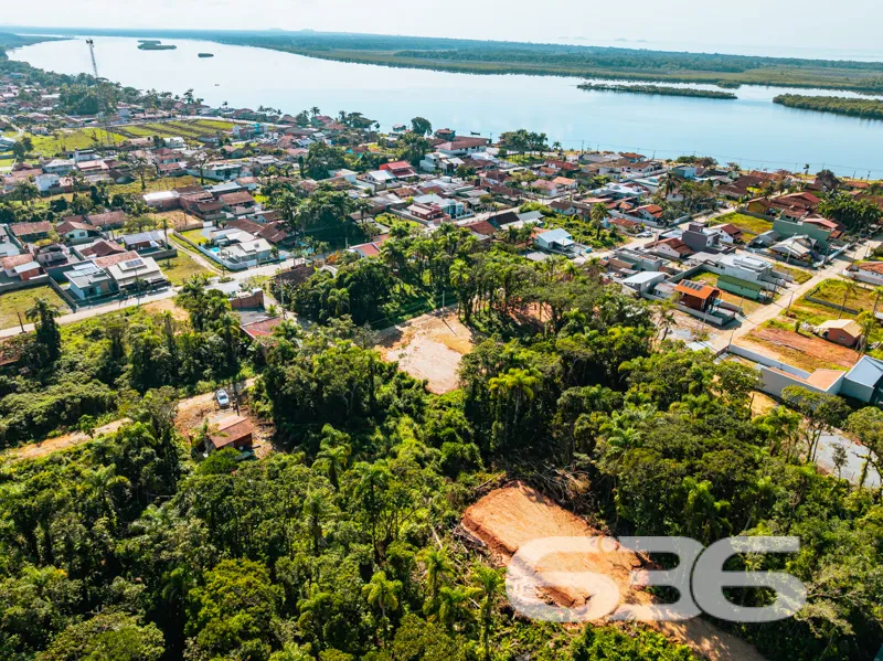 Oportunidade Imperdível em Balneário Barra do Sul