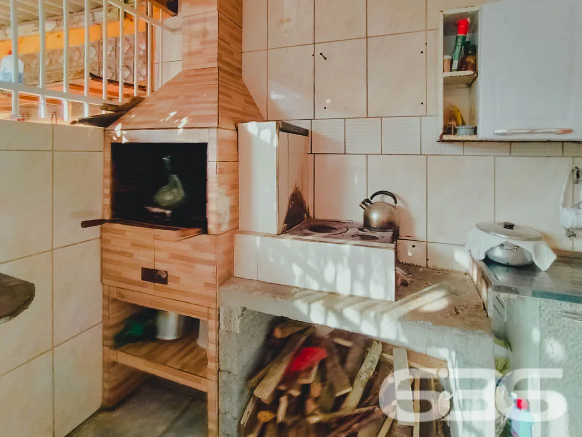 CASA AMPLA PARA VOCÊ E SUA FAMÍLIA!

Este é um imó