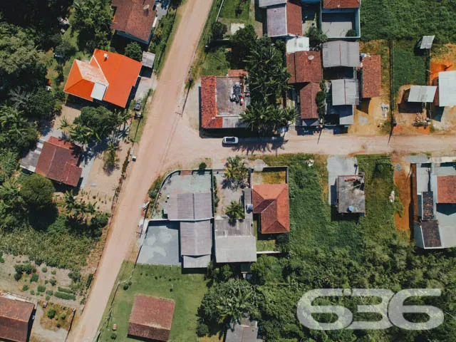 CASA AMPLA PARA VOCÊ E SUA FAMÍLIA!

Este é um imó