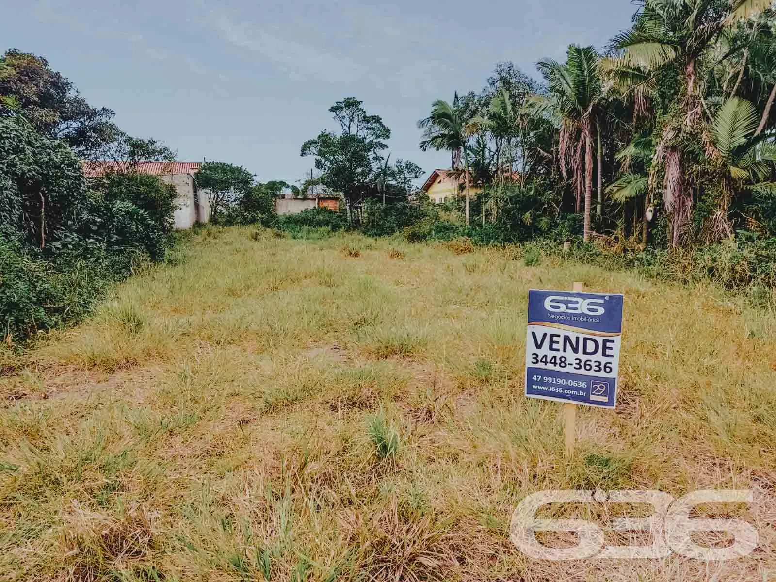 LOTE À VENDA EM SÃO FRANCISCO DO SUL, SANTA CATARI