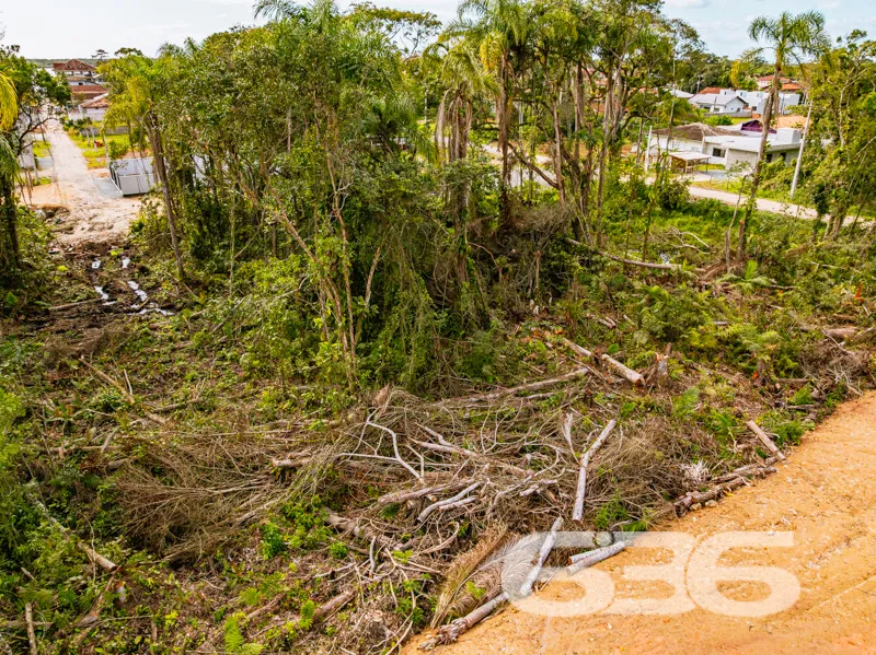 Excelente Oportunidade: Terreno em Balneário Barra