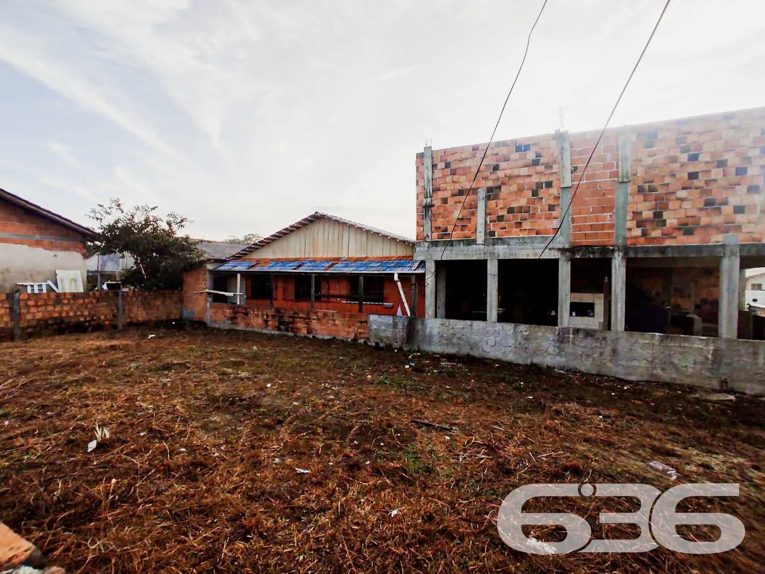 RESIDÊNCIA COM 2 QUARTOS EM UBATUBA, SÃO FRANCISCO