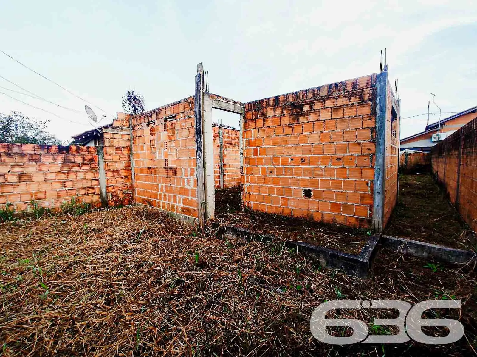 RESIDÊNCIA COM 2 QUARTOS EM UBATUBA, SÃO FRANCISCO