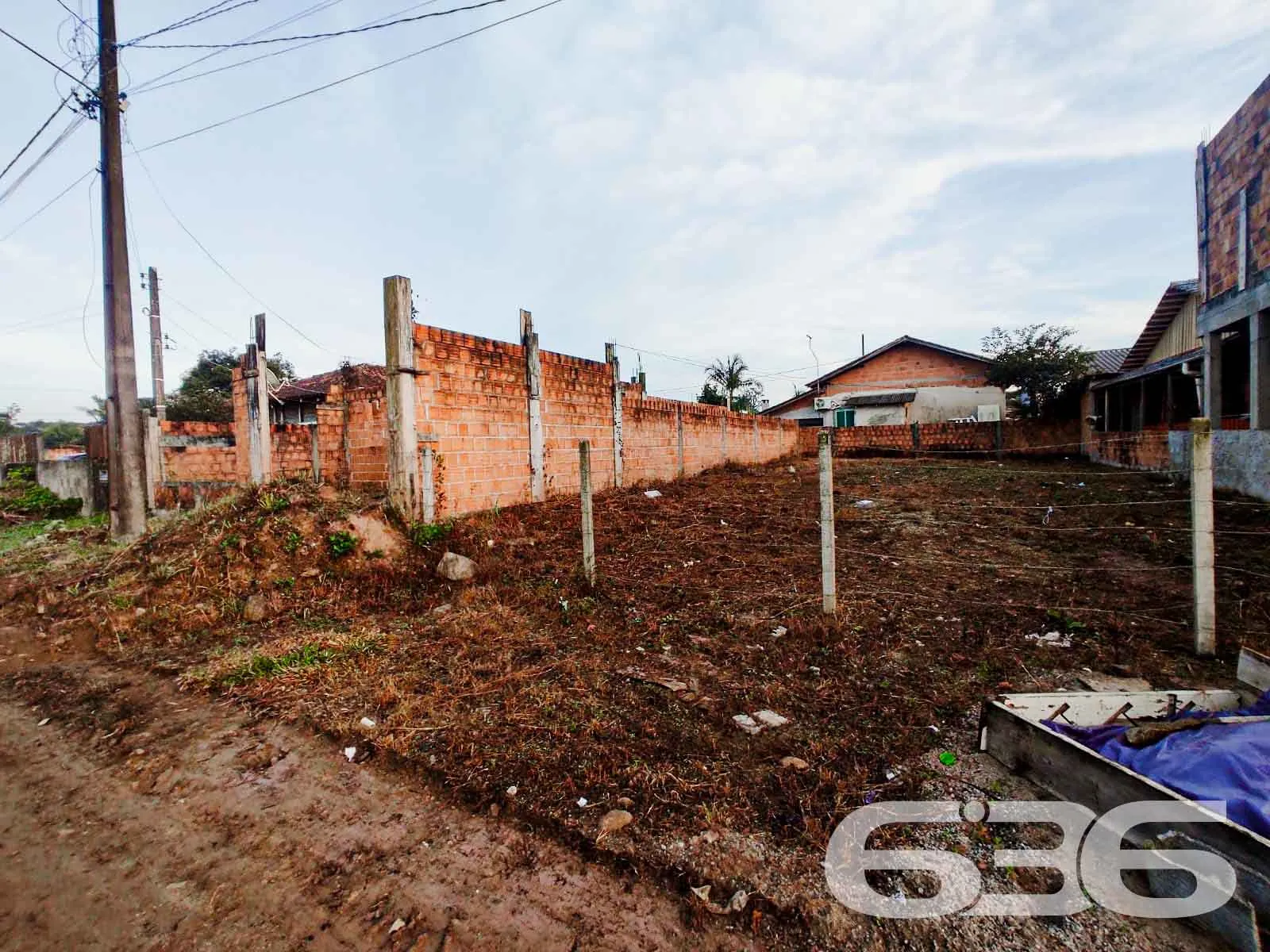 RESIDÊNCIA COM 2 QUARTOS EM UBATUBA, SÃO FRANCISCO