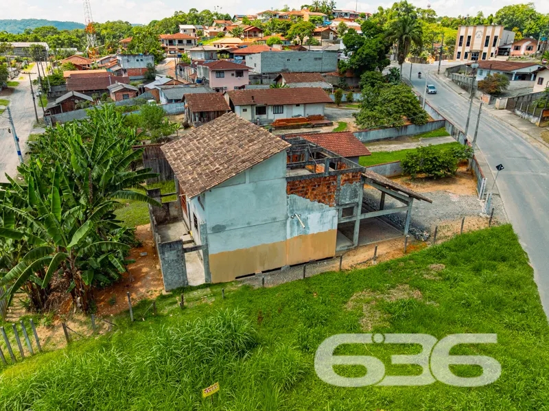 Casa à venda no bairro João Costa, Joinville, com 