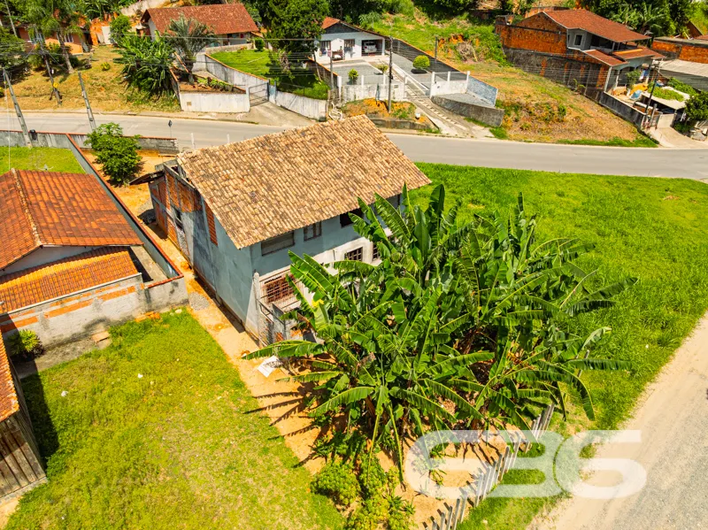 Casa à venda no bairro João Costa, Joinville, com 