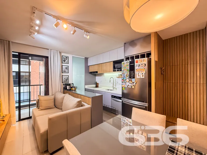 Apartamento à venda no bairro Anita Garibaldi, Joi