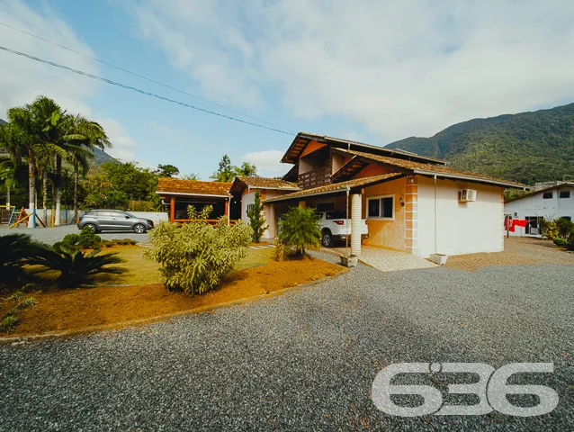 INVISTA EM PIRABEIRABA - ÓTIMA CHÁCARA

Você procu