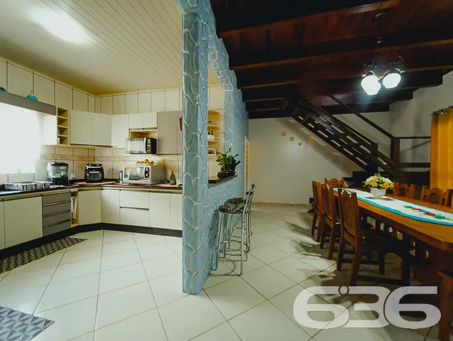 INVISTA EM PIRABEIRABA - ÓTIMA CHÁCARA

Você procu