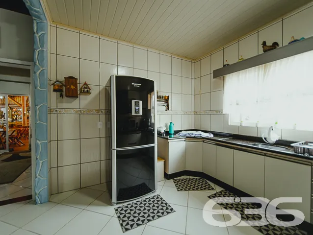 INVISTA EM PIRABEIRABA - ÓTIMA CHÁCARA

Você procu