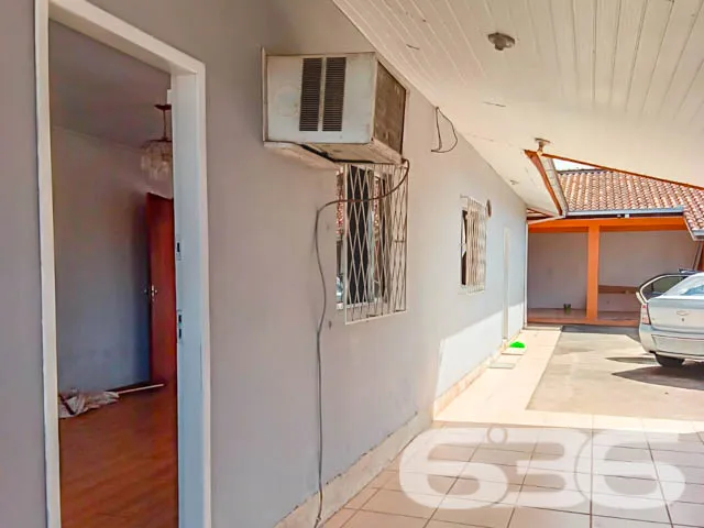 IMÓVEL COM SUÍTE + 2 QUARTOS NO BAIRRO JOÃO COSTA
