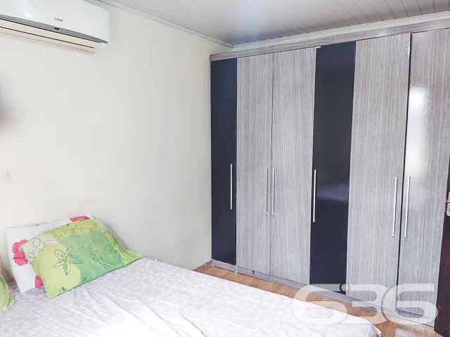 IMÓVEL COM SUÍTE + 2 QUARTOS NO BAIRRO JOÃO COSTA
