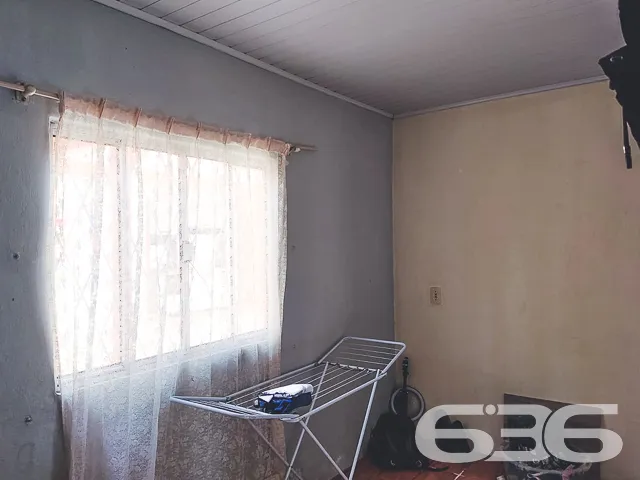 IMÓVEL COM SUÍTE + 2 QUARTOS NO BAIRRO JOÃO COSTA
