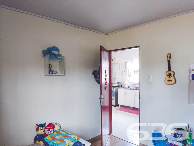 IMÓVEL COM SUÍTE + 2 QUARTOS NO BAIRRO JOÃO COSTA
