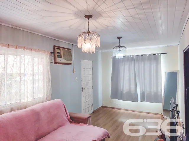 IMÓVEL COM SUÍTE + 2 QUARTOS NO BAIRRO JOÃO COSTA
