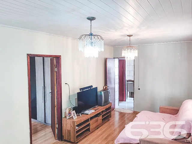 IMÓVEL COM SUÍTE + 2 QUARTOS NO BAIRRO JOÃO COSTA
