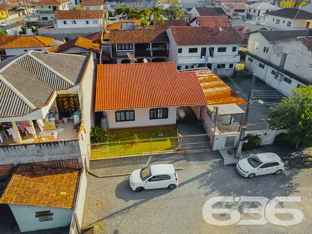 IMÓVEL COM SUÍTE + 2 QUARTOS - OPORTUNIDADE - ESTU