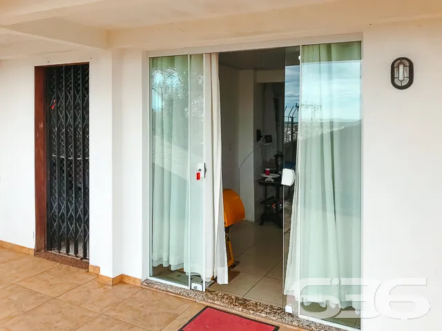 BELA CASA COM 4 QUARTOS NO BAIRRO BOA VISTA EM JOI