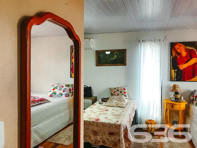 BELA CASA COM 4 QUARTOS NO BAIRRO BOA VISTA EM JOI