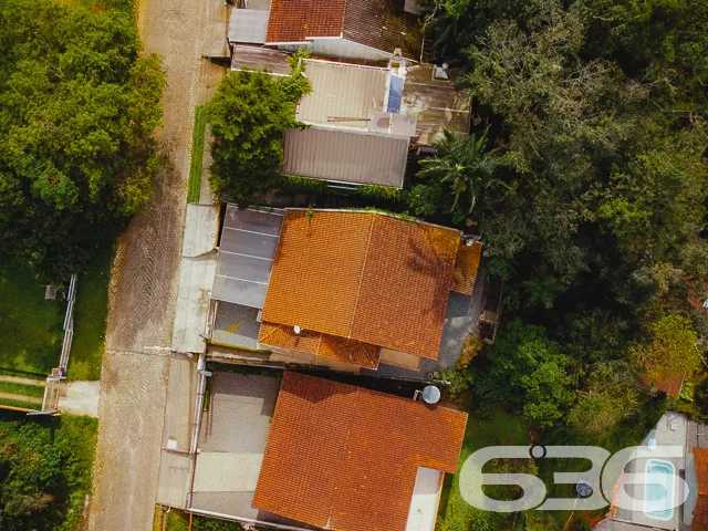 BELA CASA COM 4 QUARTOS NO BAIRRO BOA VISTA EM JOI