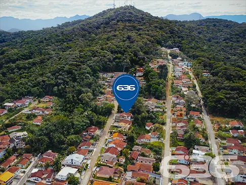BELA CASA COM 4 QUARTOS NO BAIRRO BOA VISTA EM JOI