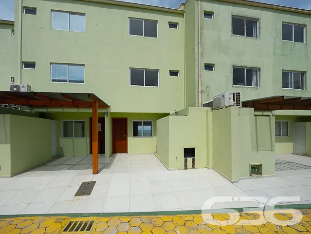 ĂTIMO SOBRADO TRIPLEX COM 4 SUĂTES COM CLOSET DE F