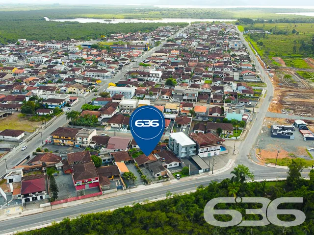 BELÍSSIMO TERRENO NO BAIRRO ESPINHEIROS EM JOINVIL