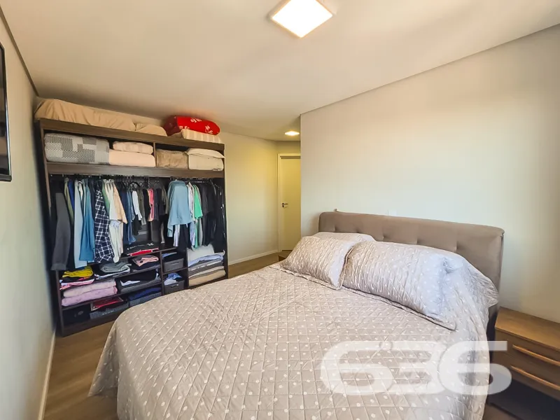 Apartamento à venda no Bom Retiro, Joinville, com 