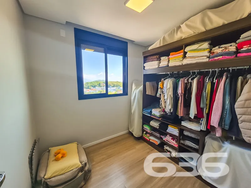 Apartamento à venda no Bom Retiro, Joinville, com 