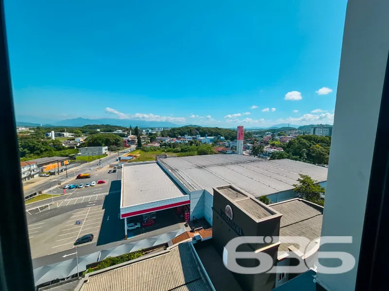 Apartamento à venda no Bom Retiro, Joinville, com 