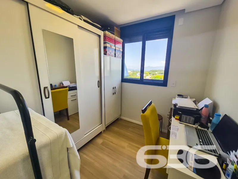 Apartamento à venda no Bom Retiro, Joinville, com 