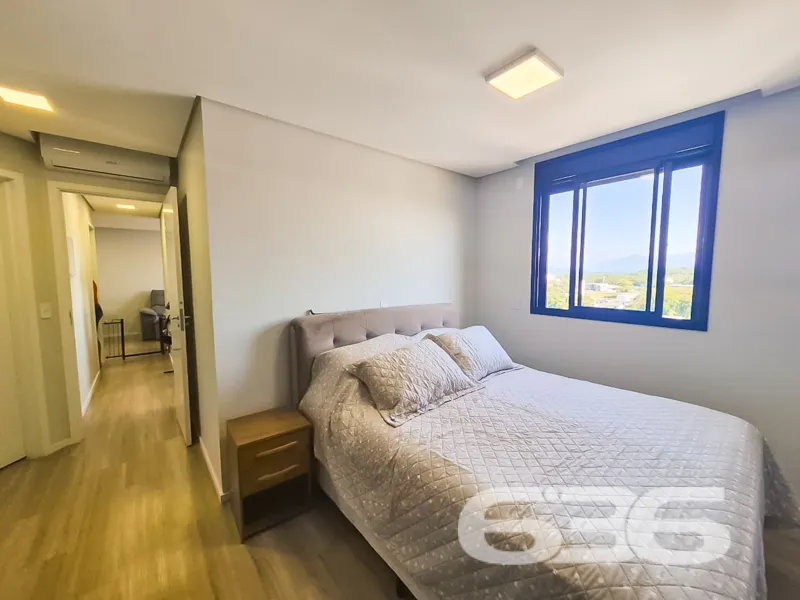 Apartamento à venda no Bom Retiro, Joinville, com 