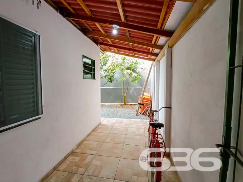 IMÓVEL COM 3 QUARTOS NA PRAIA DE UBATUBA

Esta é u