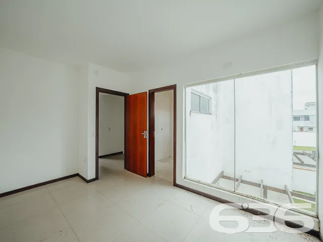 IMĂVEL COM SUĂTE + 2 QUARTOS NO BAIRRO ITAUM
Este