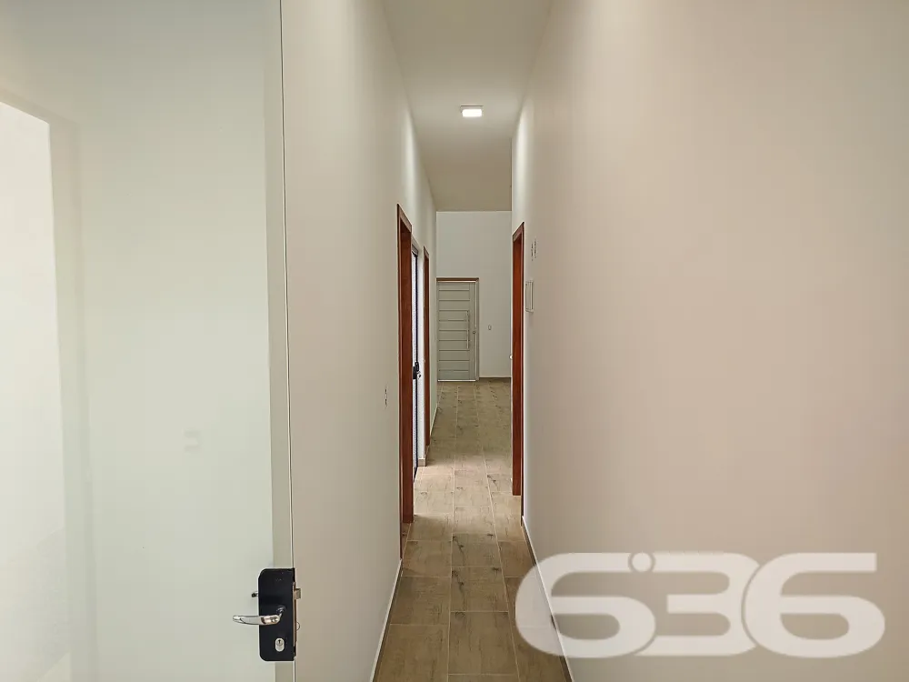 Apresentamos um imóvel, situado a apenas 200 metro