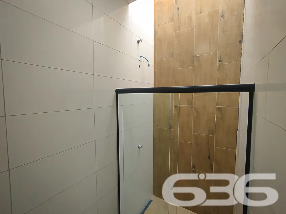 Apresentamos um imóvel, situado a apenas 200 metro