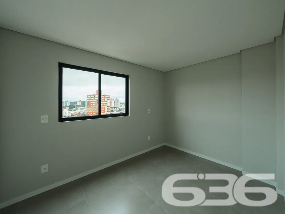 Belíssima cobertura plana, localizada em um dos ba