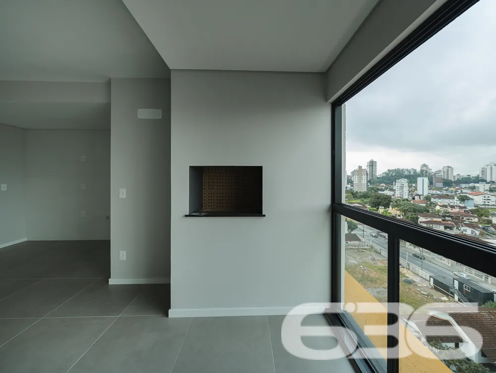 Belíssima cobertura plana, localizada em um dos ba