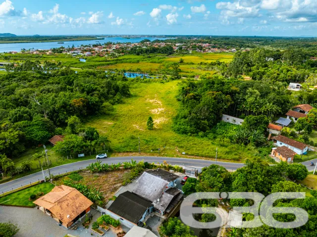 CHÁCARA/SÍTIO EM BALNEÁRIO BARRA DO SUL
Sente que