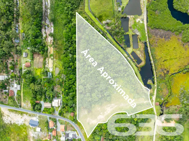 Chácara à venda no bairro Pinheiros, Balneário Bar