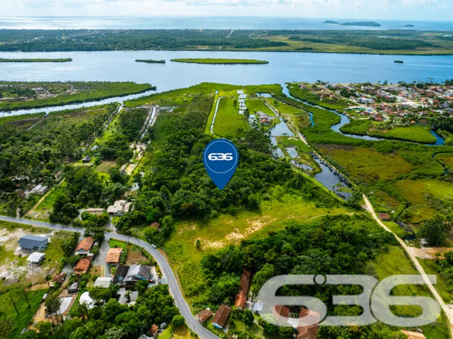 CHÁCARA/SÍTIO EM BALNEÁRIO BARRA DO SUL
Sente que