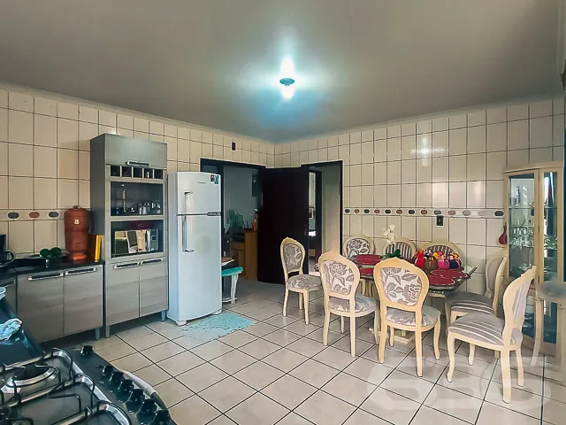 PRIMEIRA RESIDĂNCIA COM 4 QUARTOS 
SEGUNDA RESIDĂN