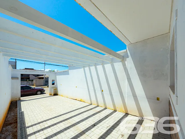 IMĂVEL COM SUĂTE + QUARTO NO BAIRRO JOĂO COSTA
Es