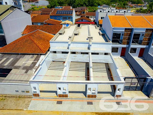 IMĂVEL COM SUĂTE + QUARTO NO BAIRRO JOĂO COSTA
Es