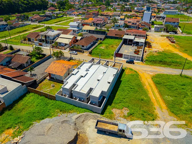 MAGNÍFICO IMÓVEL COM SUÍTE + QUARTO NO BAIRRO PETR