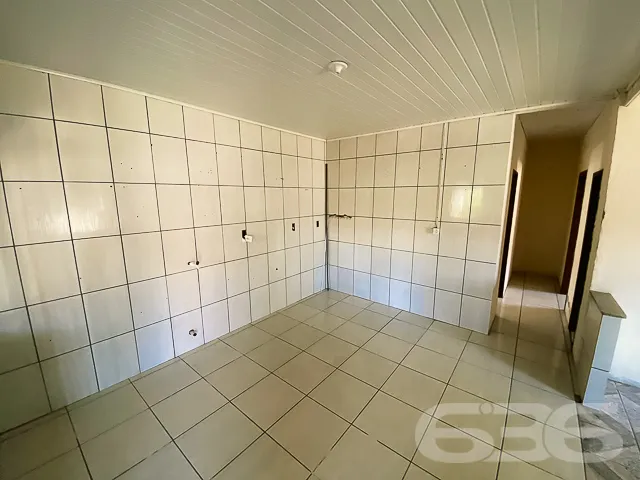 CASA TĂRREA COM SUĂTE + 1 QUARTO NO BAIRRO BOEHMER