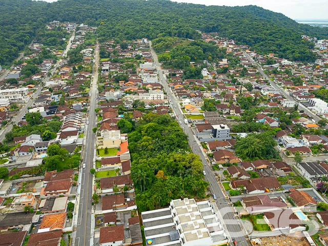OPORTUNIDADE DE TERRENO NO BAIRRO BOM RETIRO EM JO